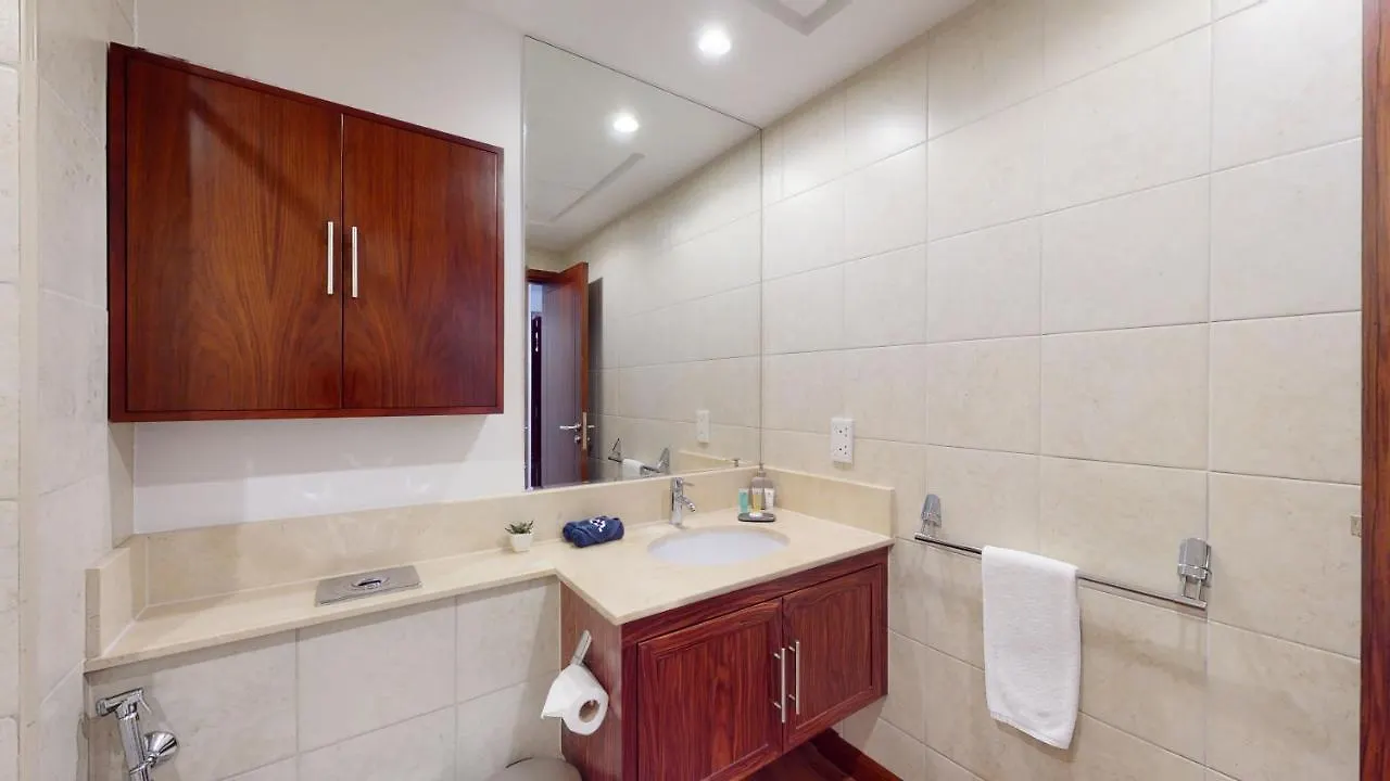 Apartment Stylish 2-Bed Apt Burj Khalifa And Fountain Views Dubai