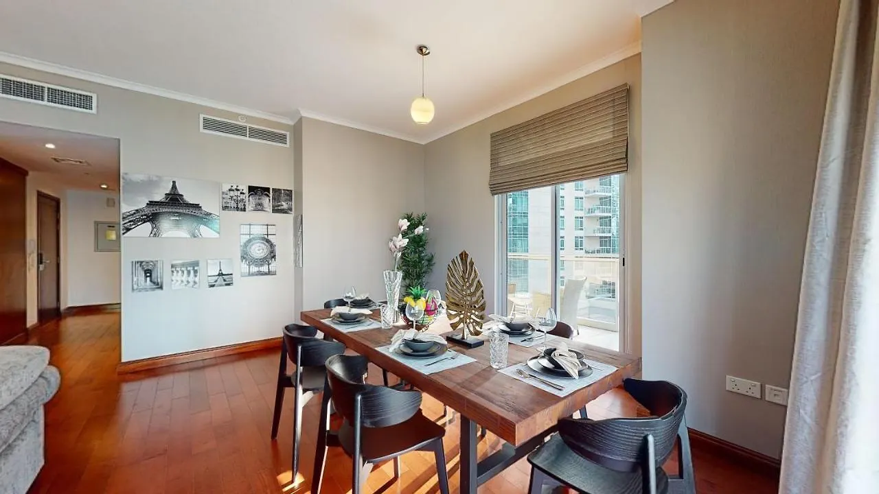 Apartment Stylish 2-Bed Apt Burj Khalifa And Fountain Views Dubai